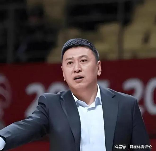 关于曝张庆鹏接替闵鹿蕾出任北控主帅休赛期将有球员变动的信息
