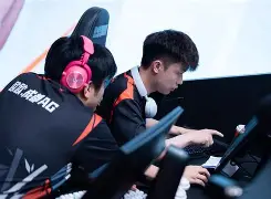 博鱼体育app-鏖战五局，怒海狂鲨终于连下两城，锁定晋级资格