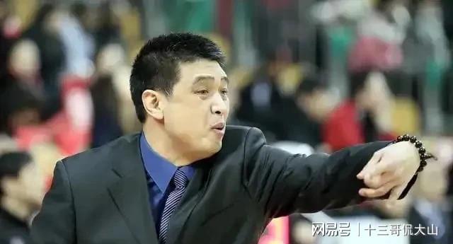 曝张庆鹏接替闵鹿蕾出任北控主帅休赛期将有球员变动