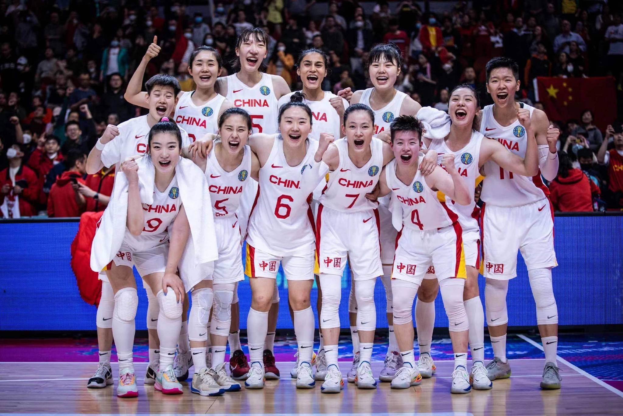 中国女篮未来可期内线优势大+防守有漏洞