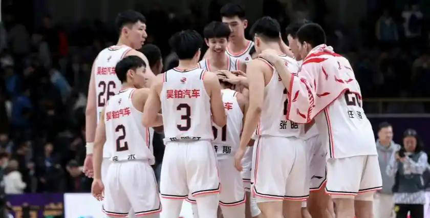 博鱼体育平台-广东宏远队巨星再现神迹，战胜对手