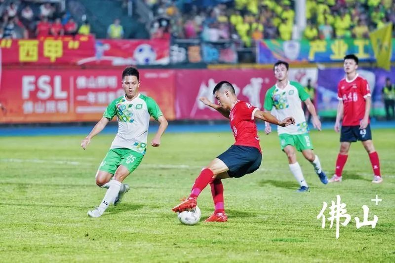 博鱼体育平台-球队决赛激战，终场比分惊险